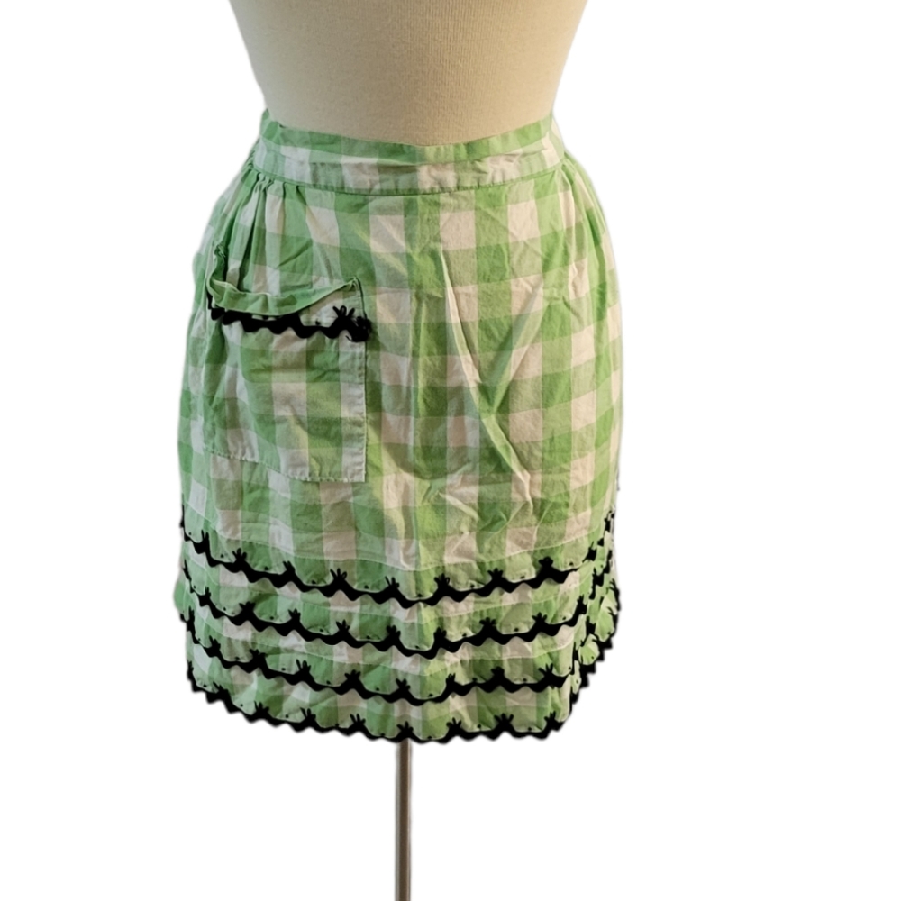 Vintage Hand Crafted Apron Green White Gingham Black Trim